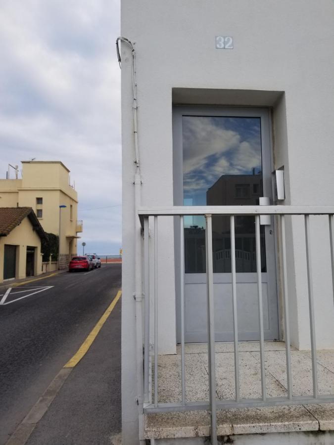 Chez Isabelle Et Virgile Bel Appartement, Avec Vues, A 50M De La Plage بالافاس ليه فلو المظهر الخارجي الصورة
